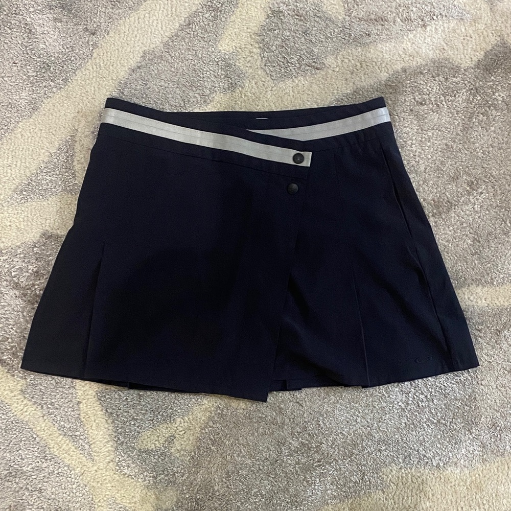 Women's Oakley Skort with Gray Accents